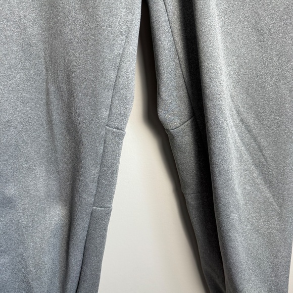 Puma Men's Athletic Fleece Performance Jogger Sweatpants Gray Lounge pants - Picture 3 of 16